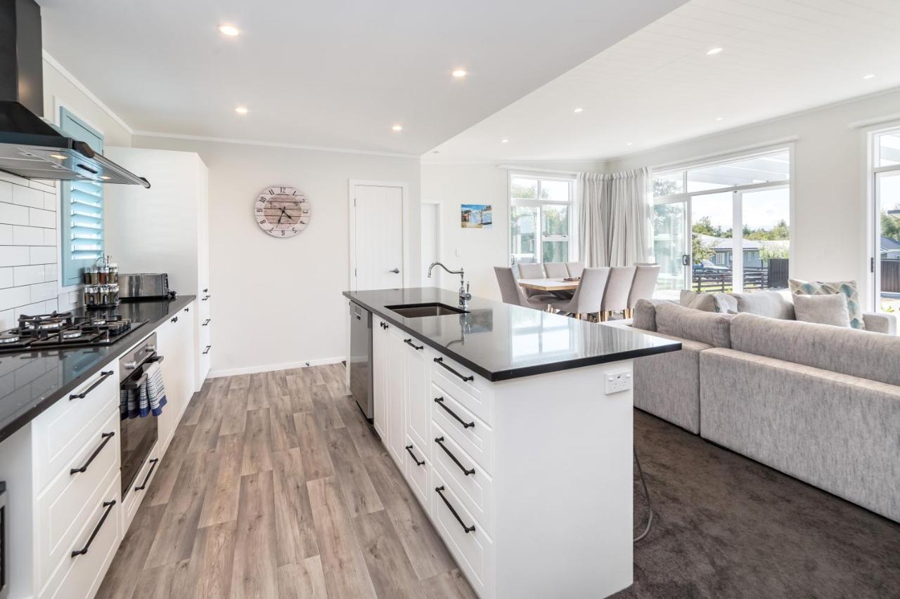 Blue Bungalow Martinborough Buitenkant foto