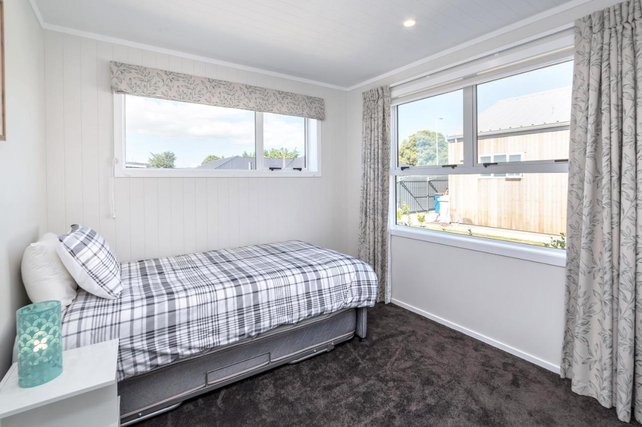 Blue Bungalow Martinborough Buitenkant foto